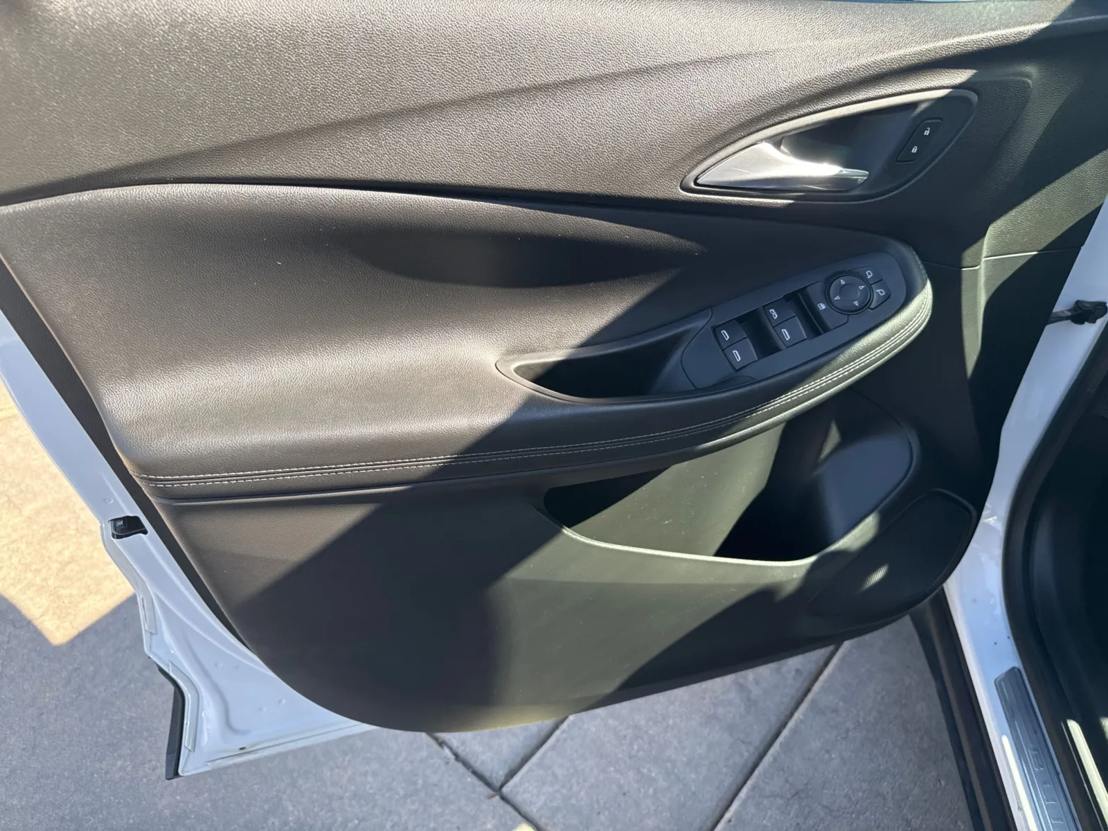 Buick Encore GX photo 23