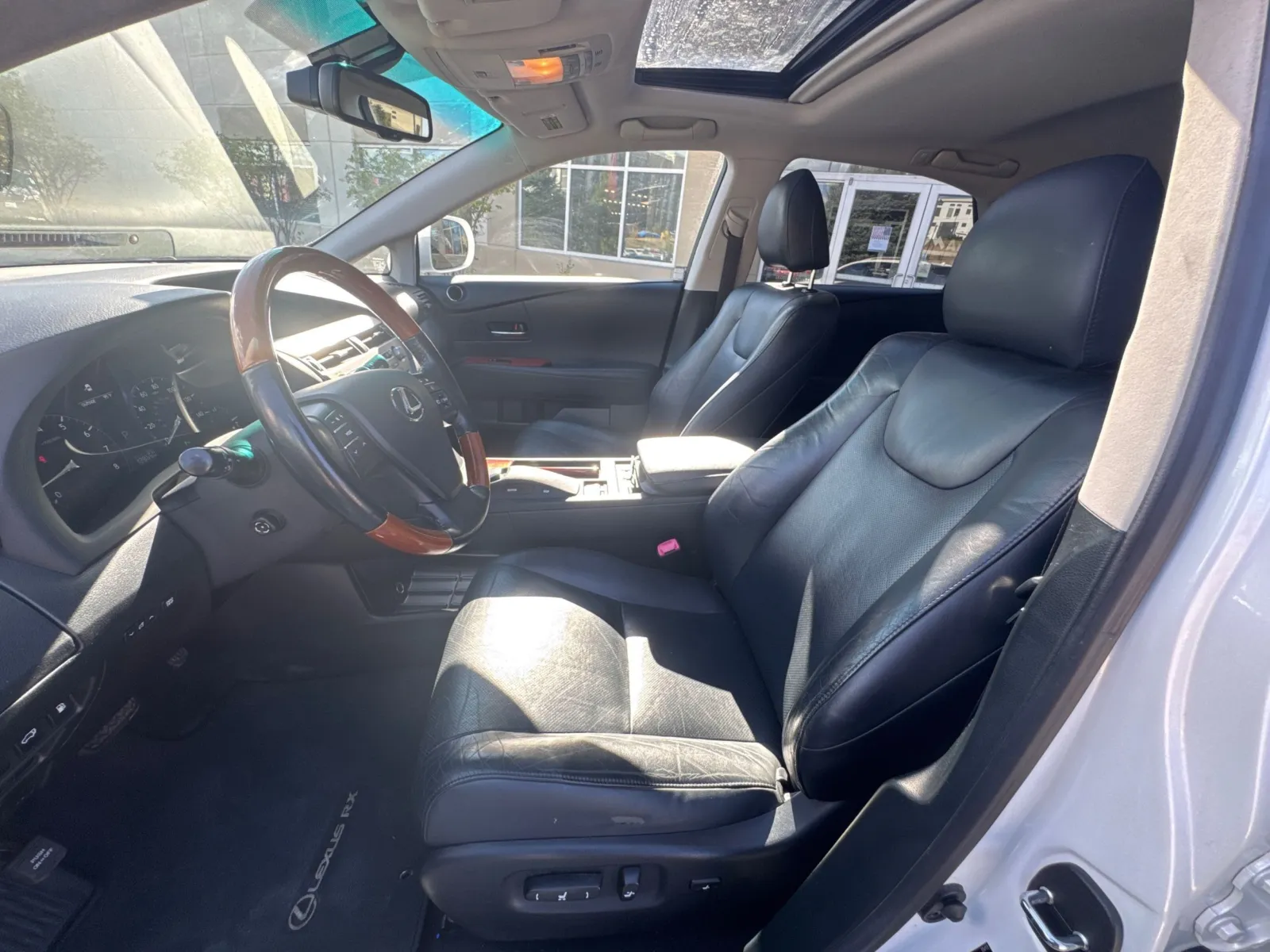 Lexus RX photo 27