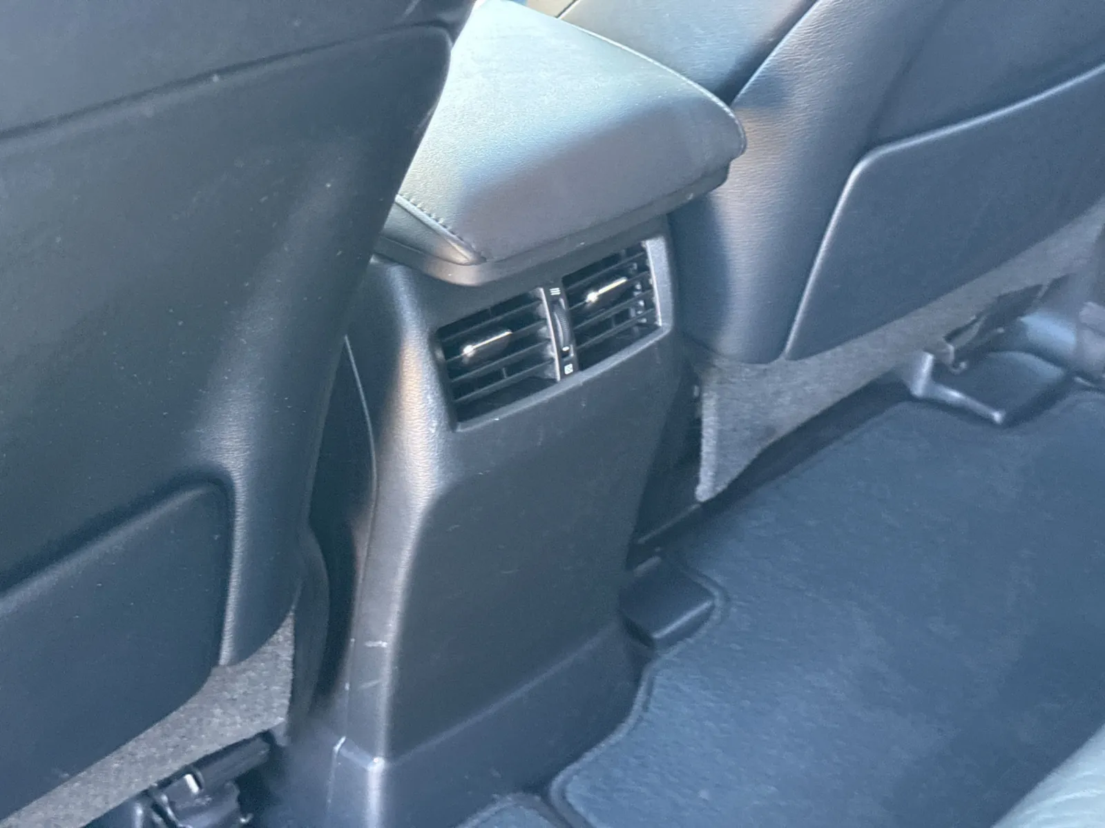Lexus RX photo 24
