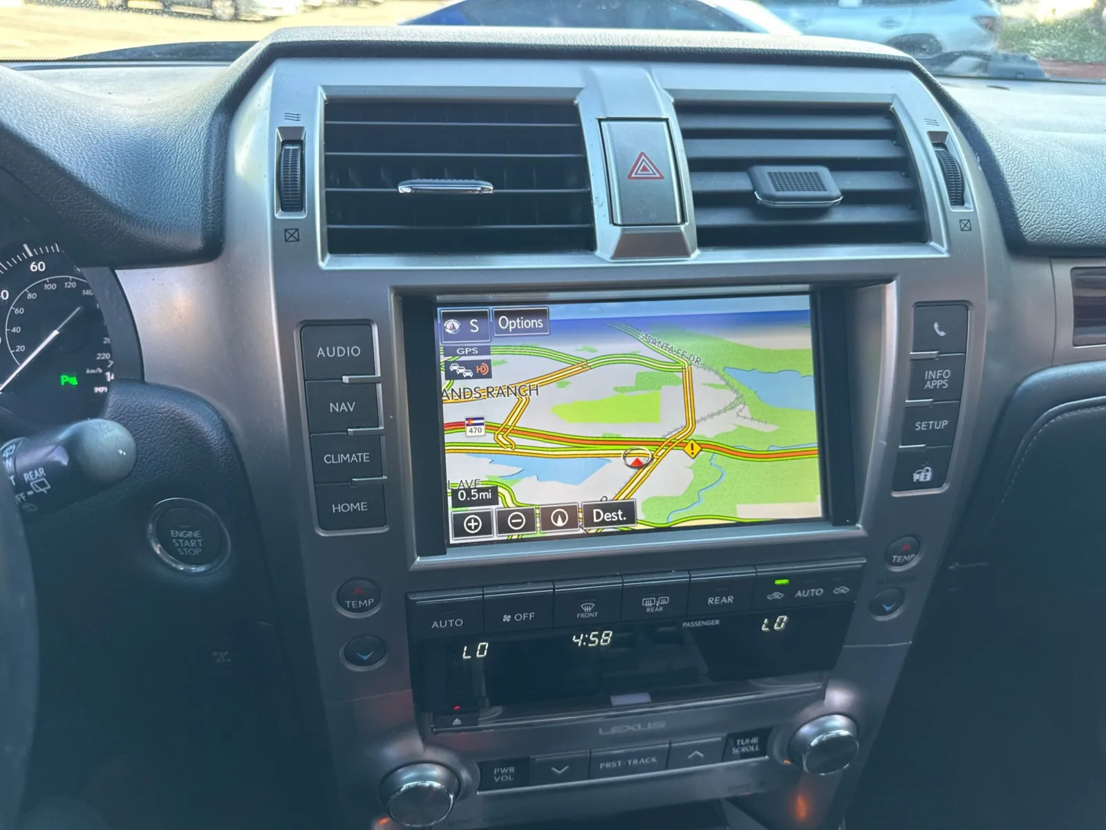 Lexus GX photo 30