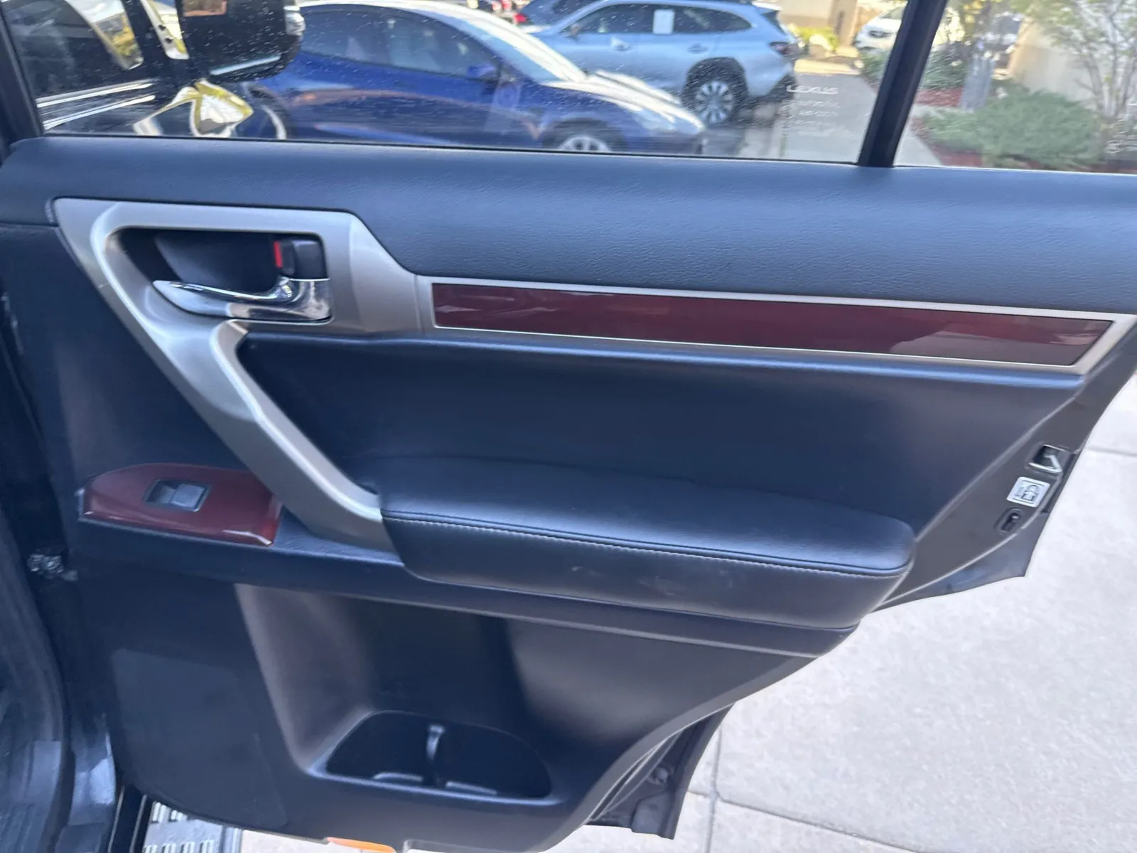Lexus GX photo 18