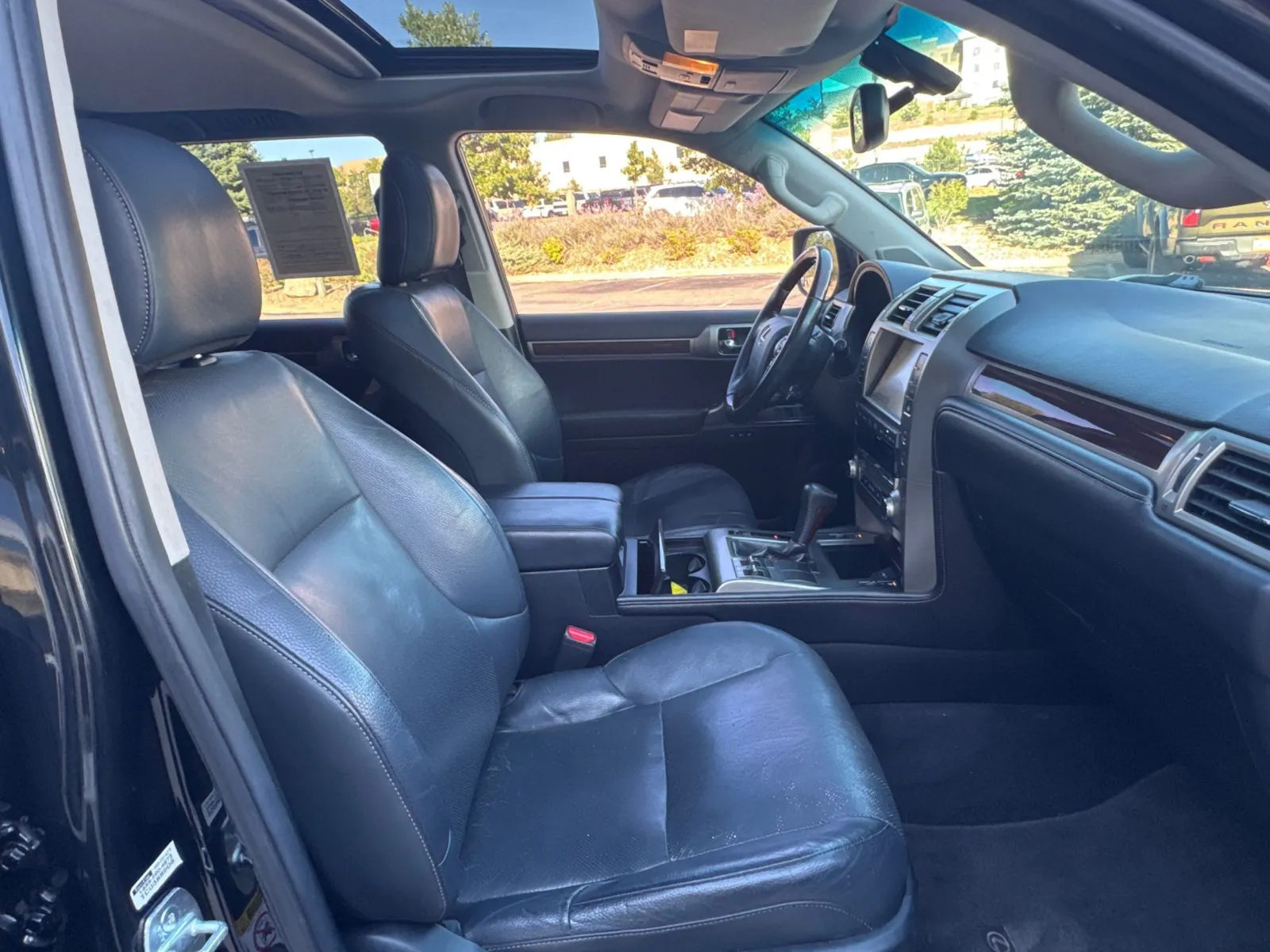 Lexus GX photo 16