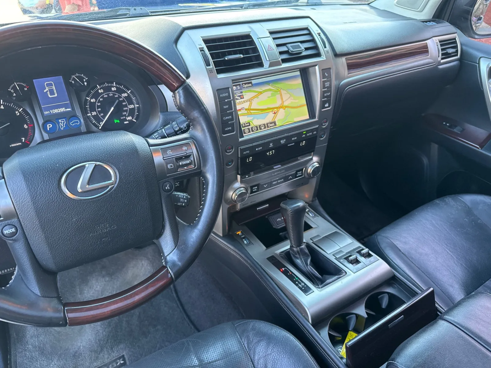 Lexus GX photo 28