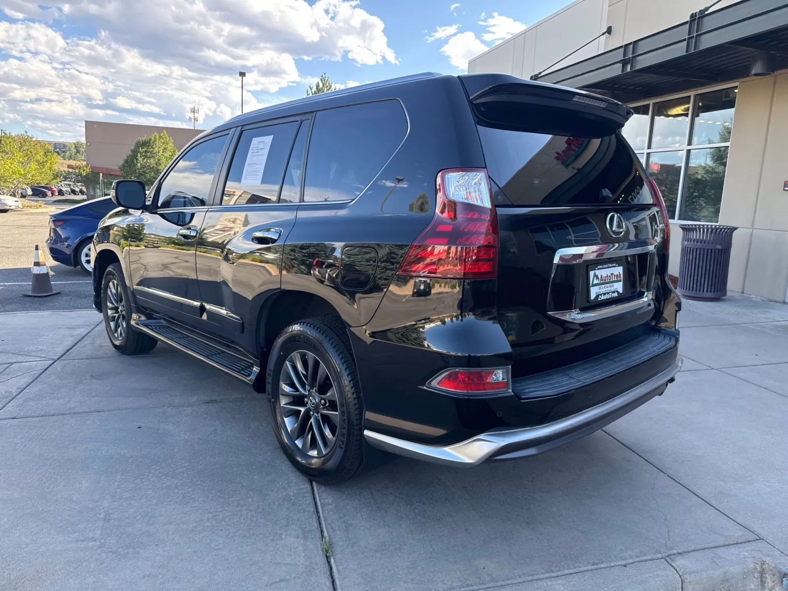 Lexus GX photo 8