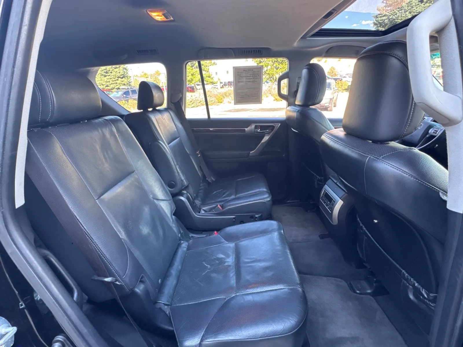 Lexus GX photo 20