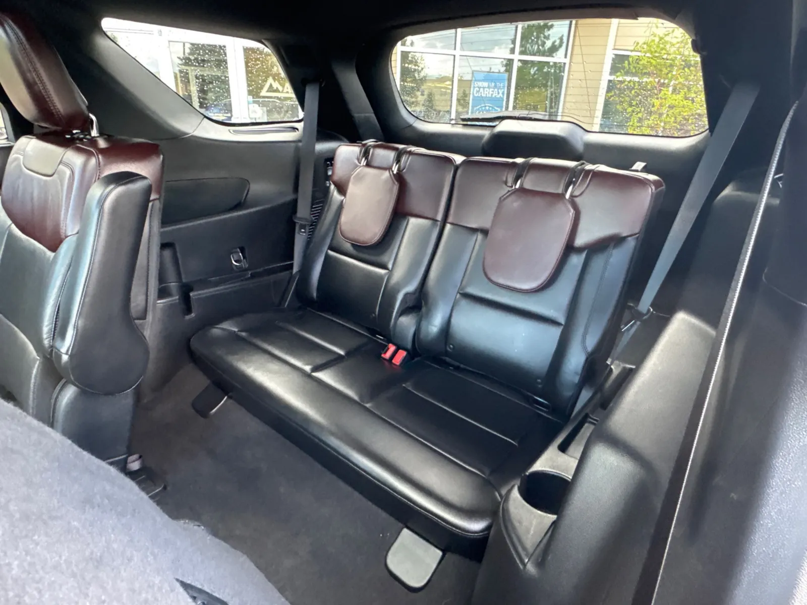 Ford Explorer photo 30