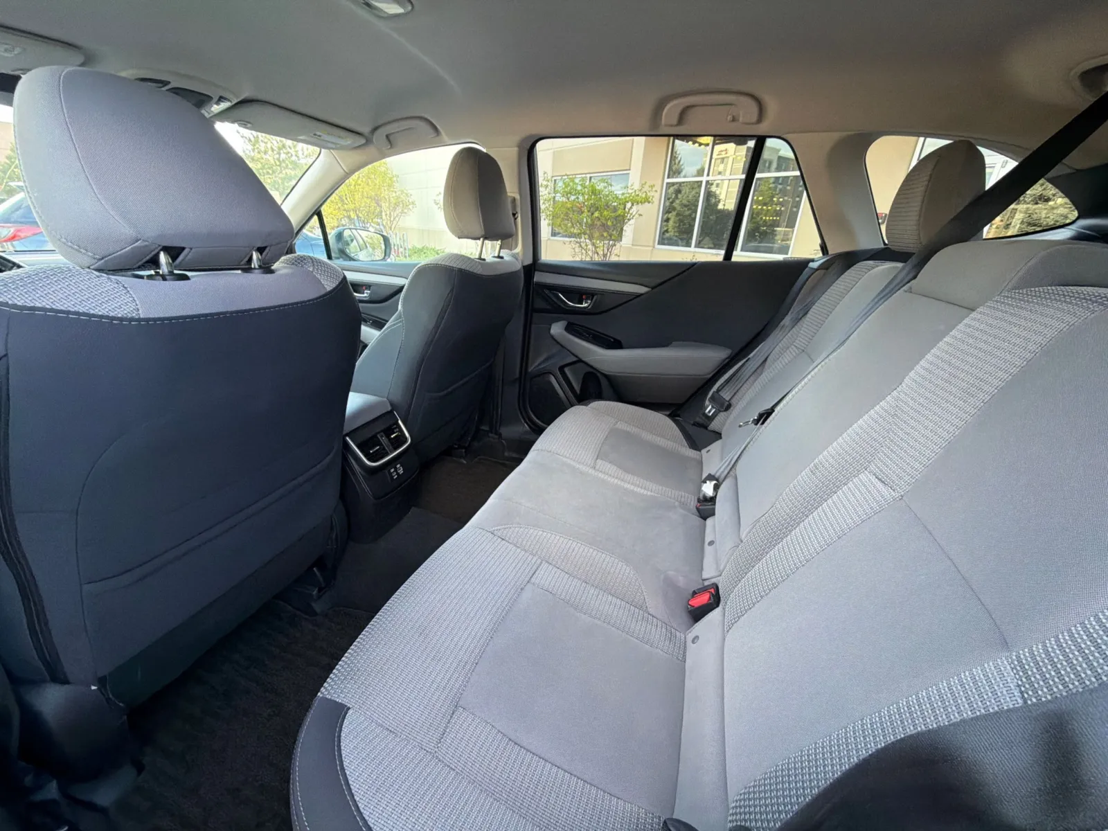 Subaru Outback photo 21