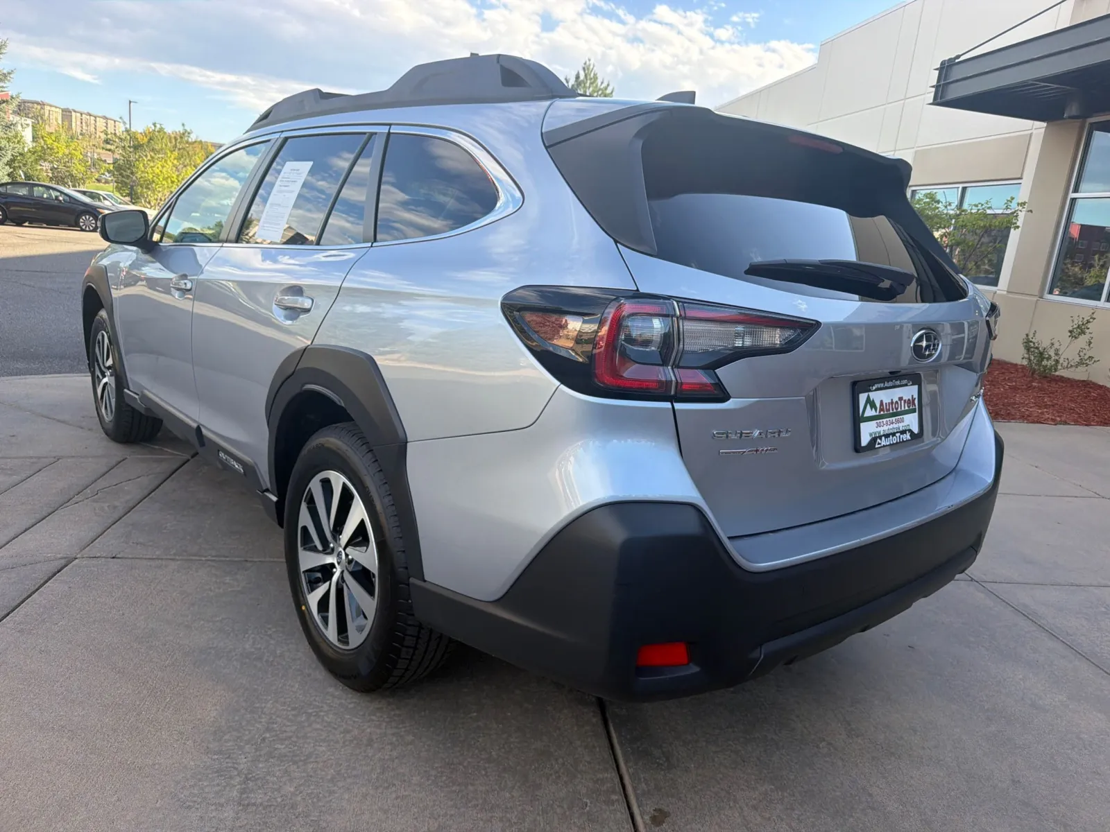 Subaru Outback photo 8