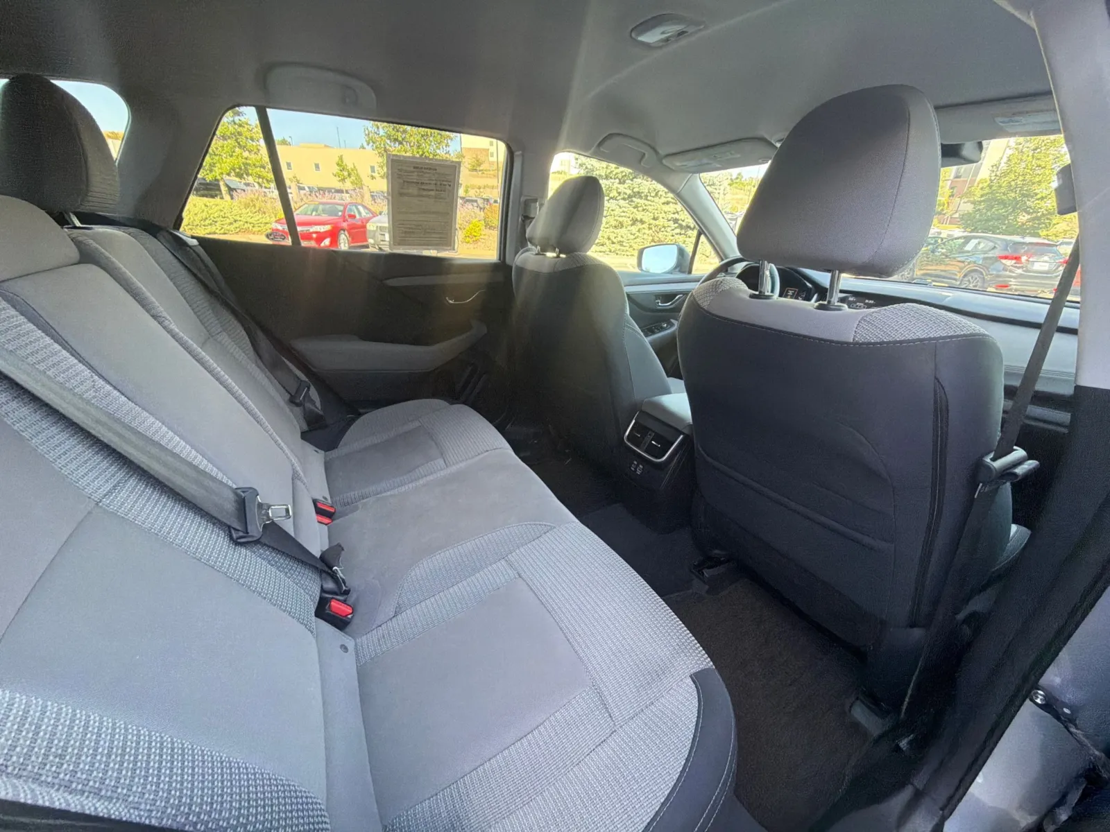 Subaru Outback photo 17