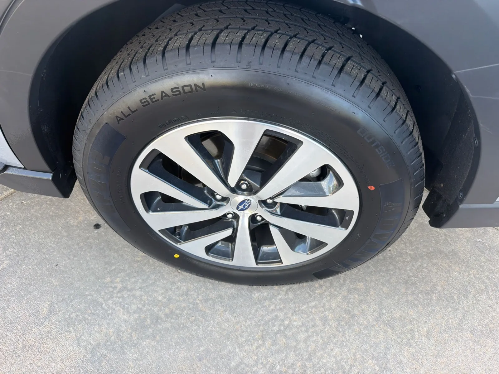 Subaru Outback photo 10