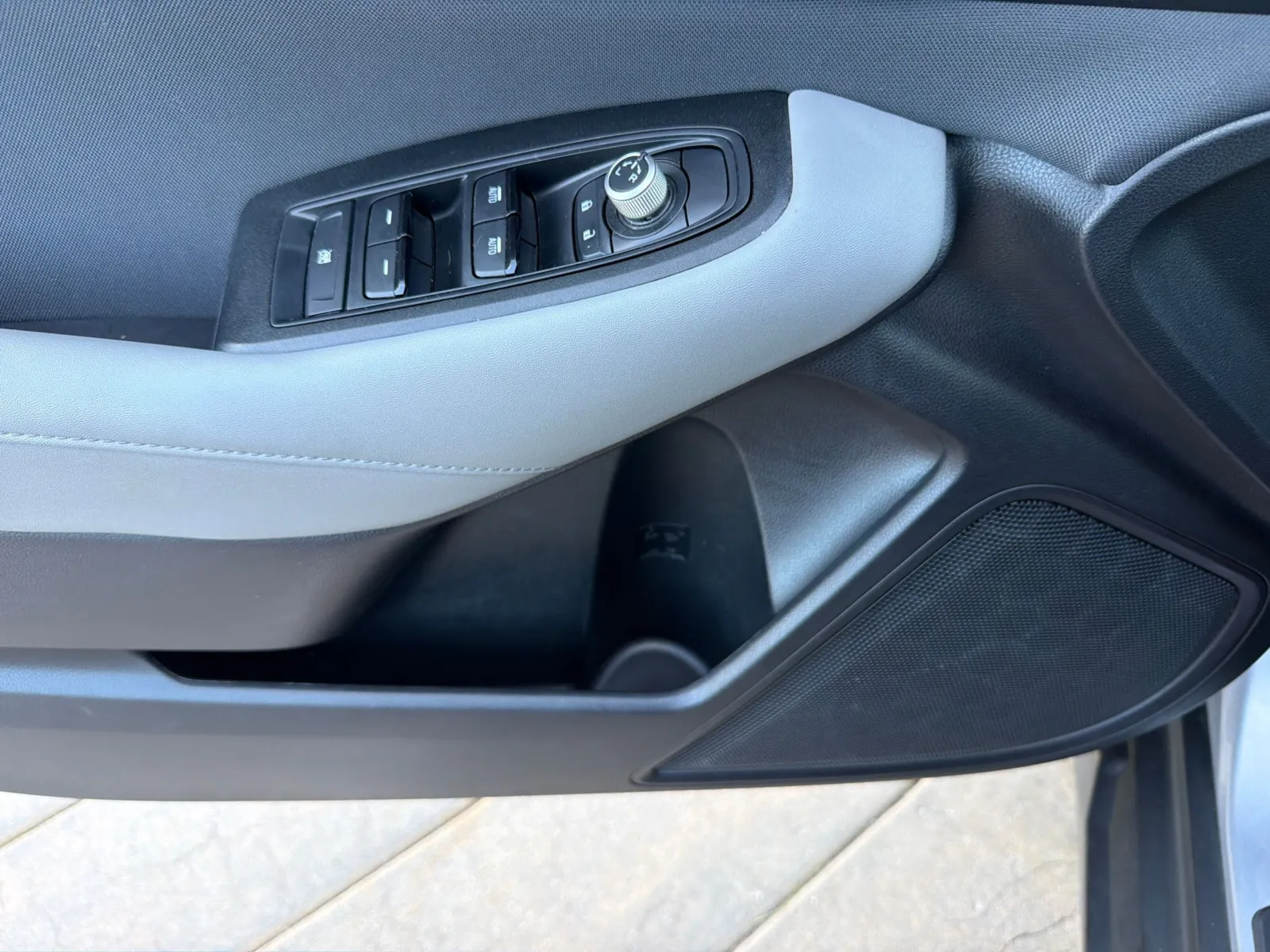 Subaru Outback photo 24