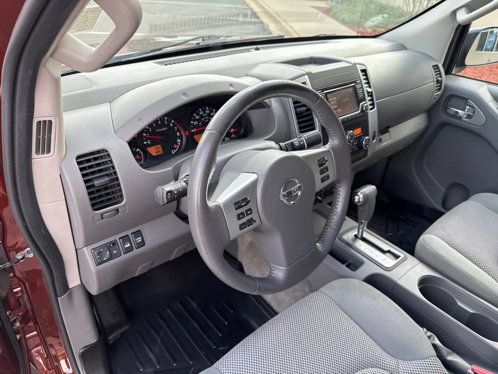Nissan Frontier photo 25