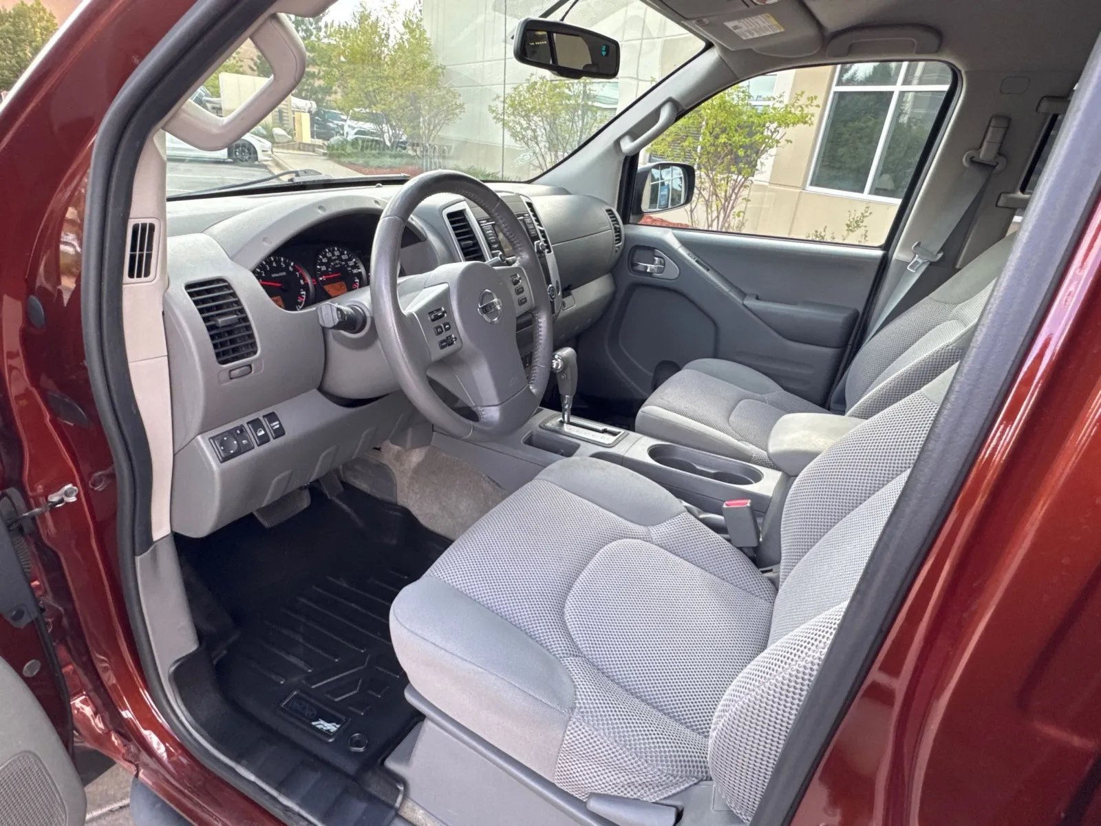 Nissan Frontier photo 23