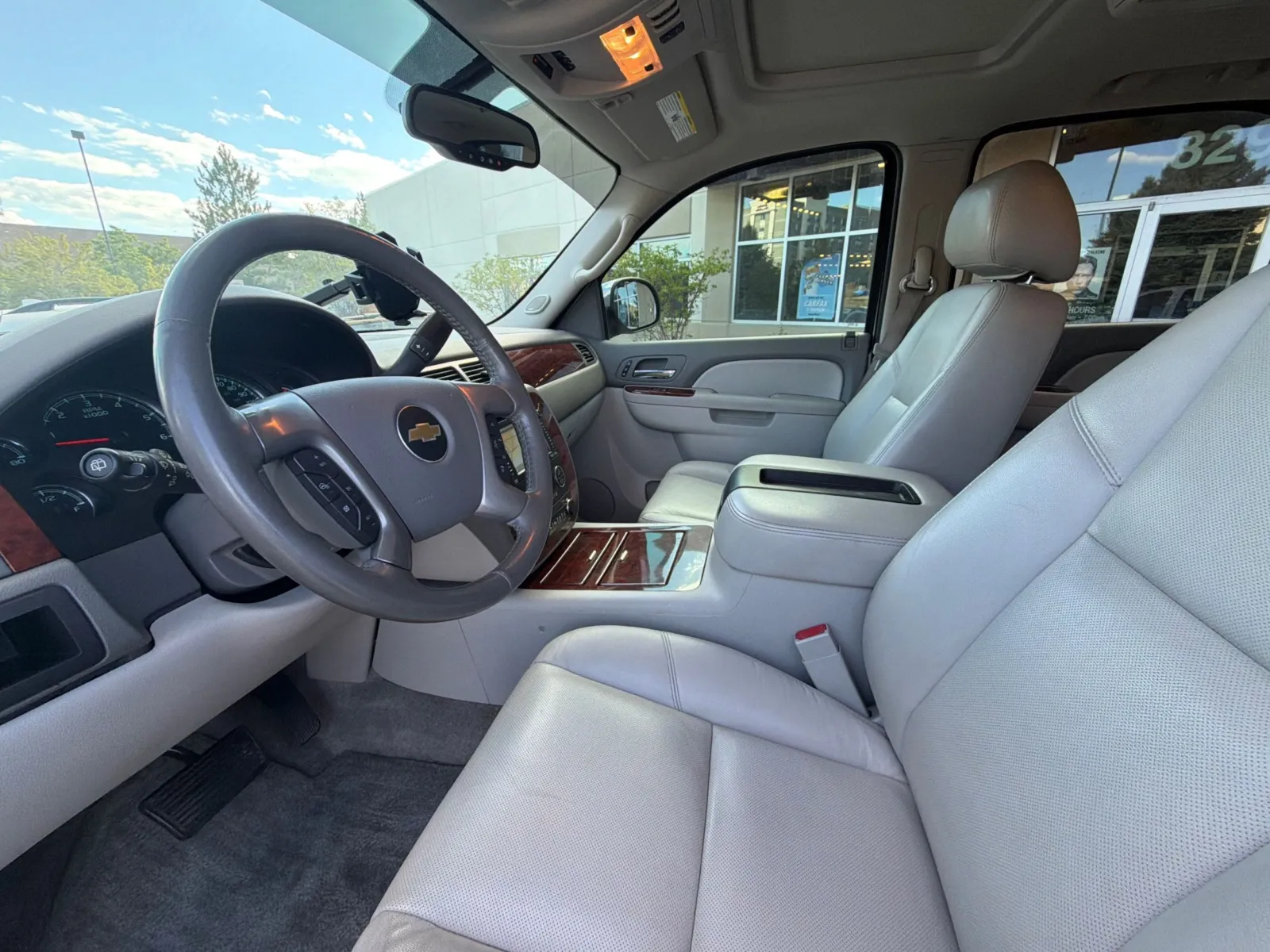 Chevrolet Tahoe photo 20