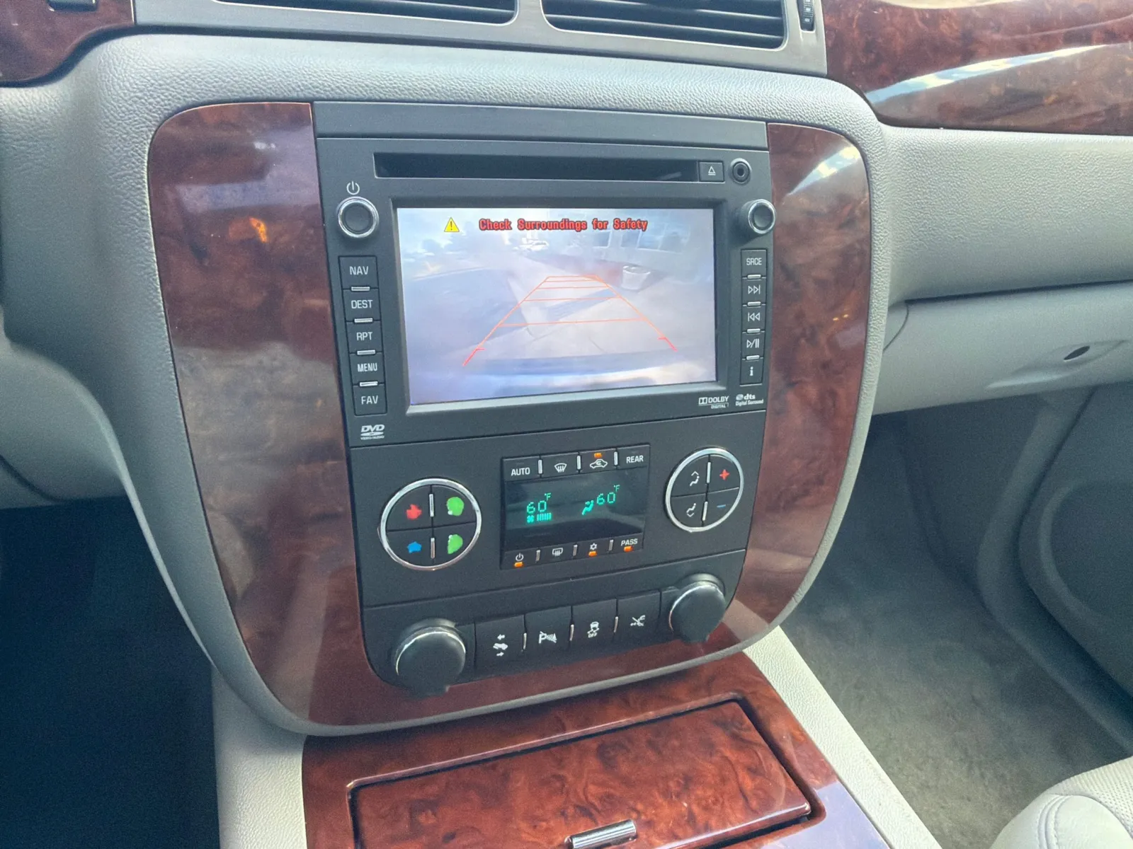 Chevrolet Tahoe photo 29