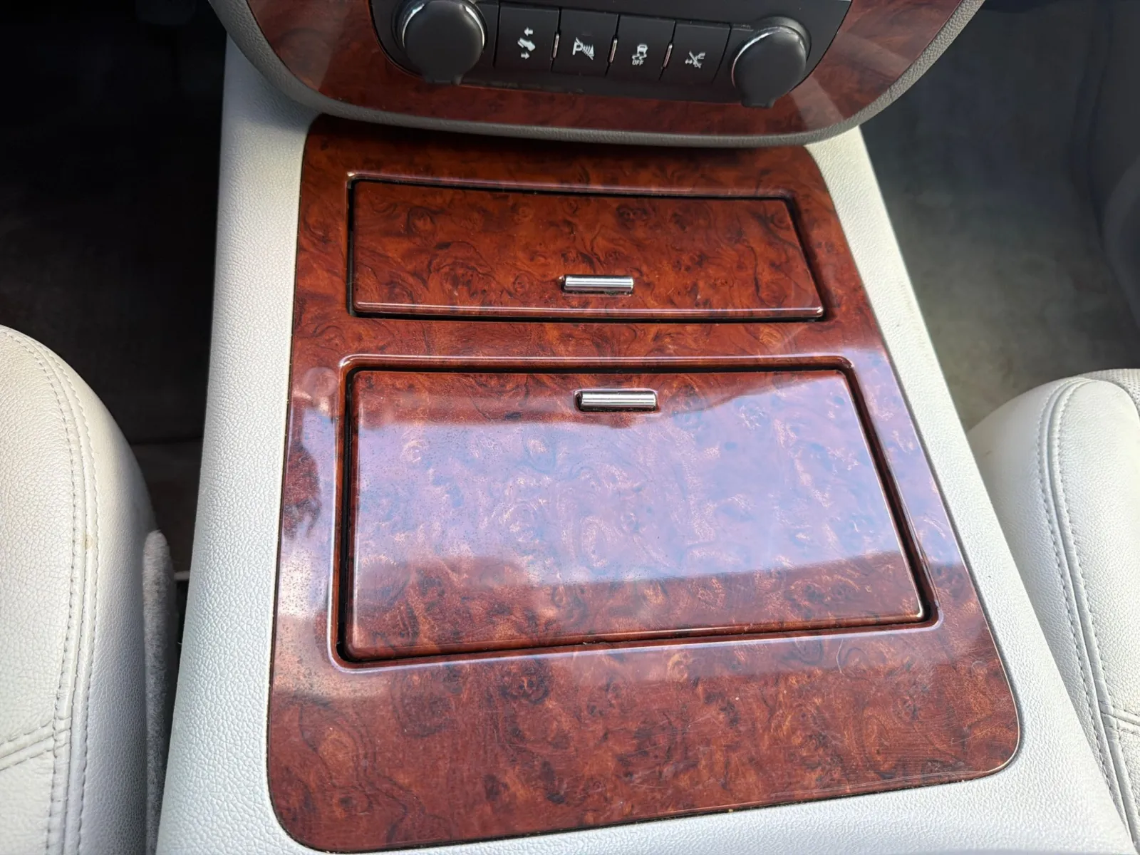 Chevrolet Tahoe photo 28
