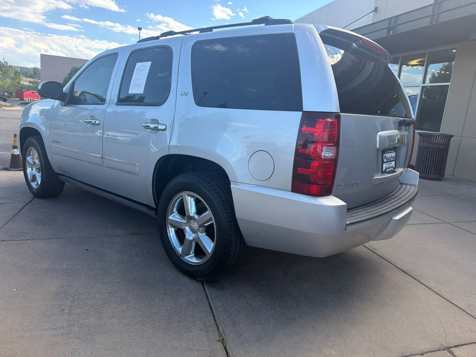 Chevrolet Tahoe photo 7