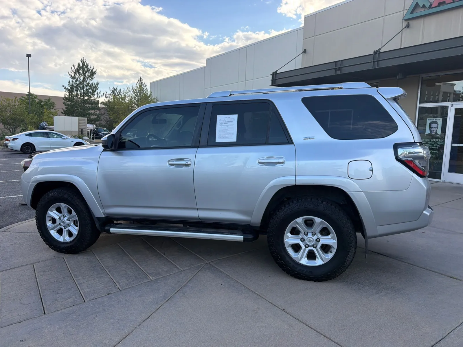 Toyota 4Runner photo 9
