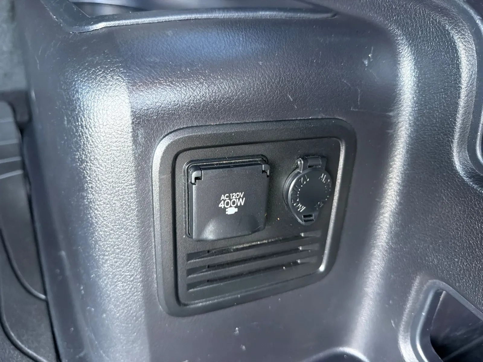 Toyota 4Runner photo 19