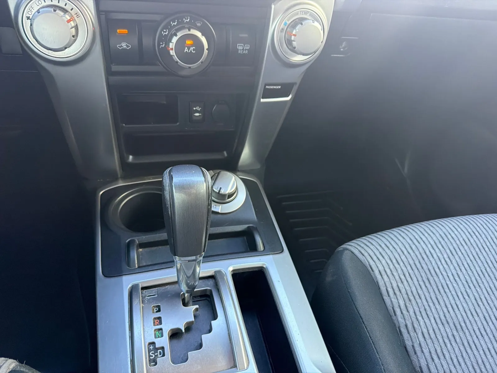Toyota 4Runner photo 30