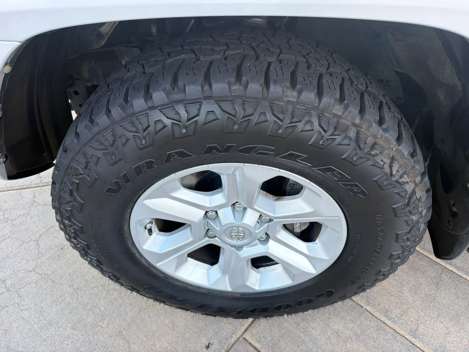 Toyota 4Runner photo 10