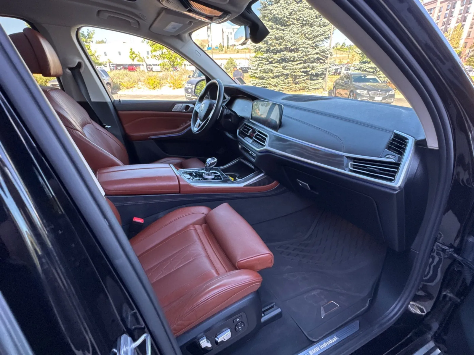 BMW X7 photo 12