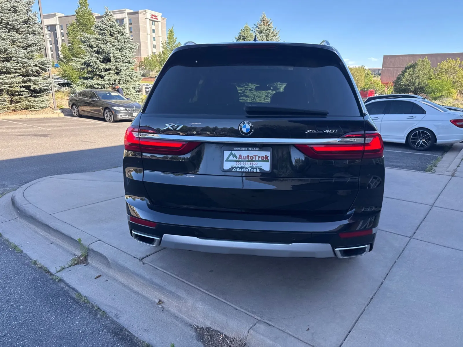 BMW X7 photo 7