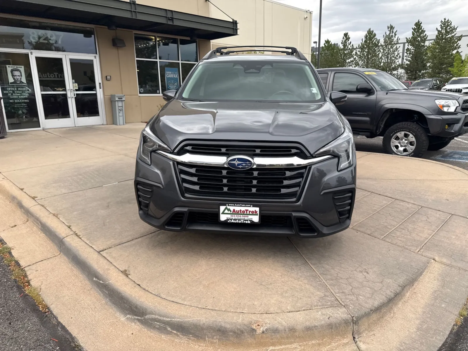 Subaru Ascent photo 3