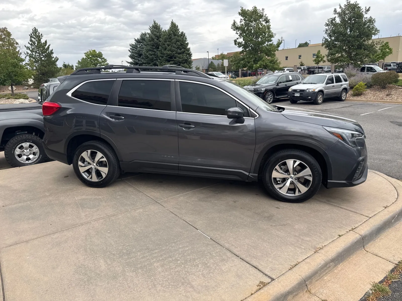 Subaru Ascent photo 5