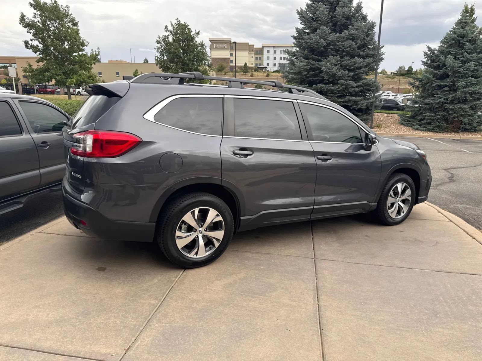 Subaru Ascent photo 6
