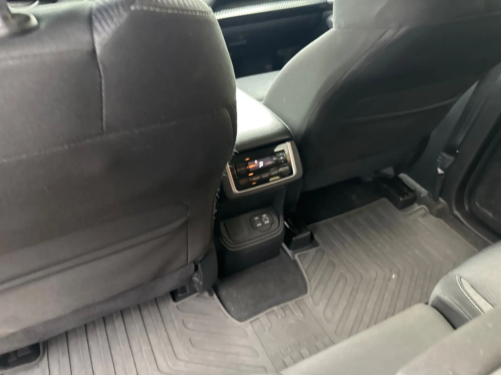 Subaru Ascent photo 24