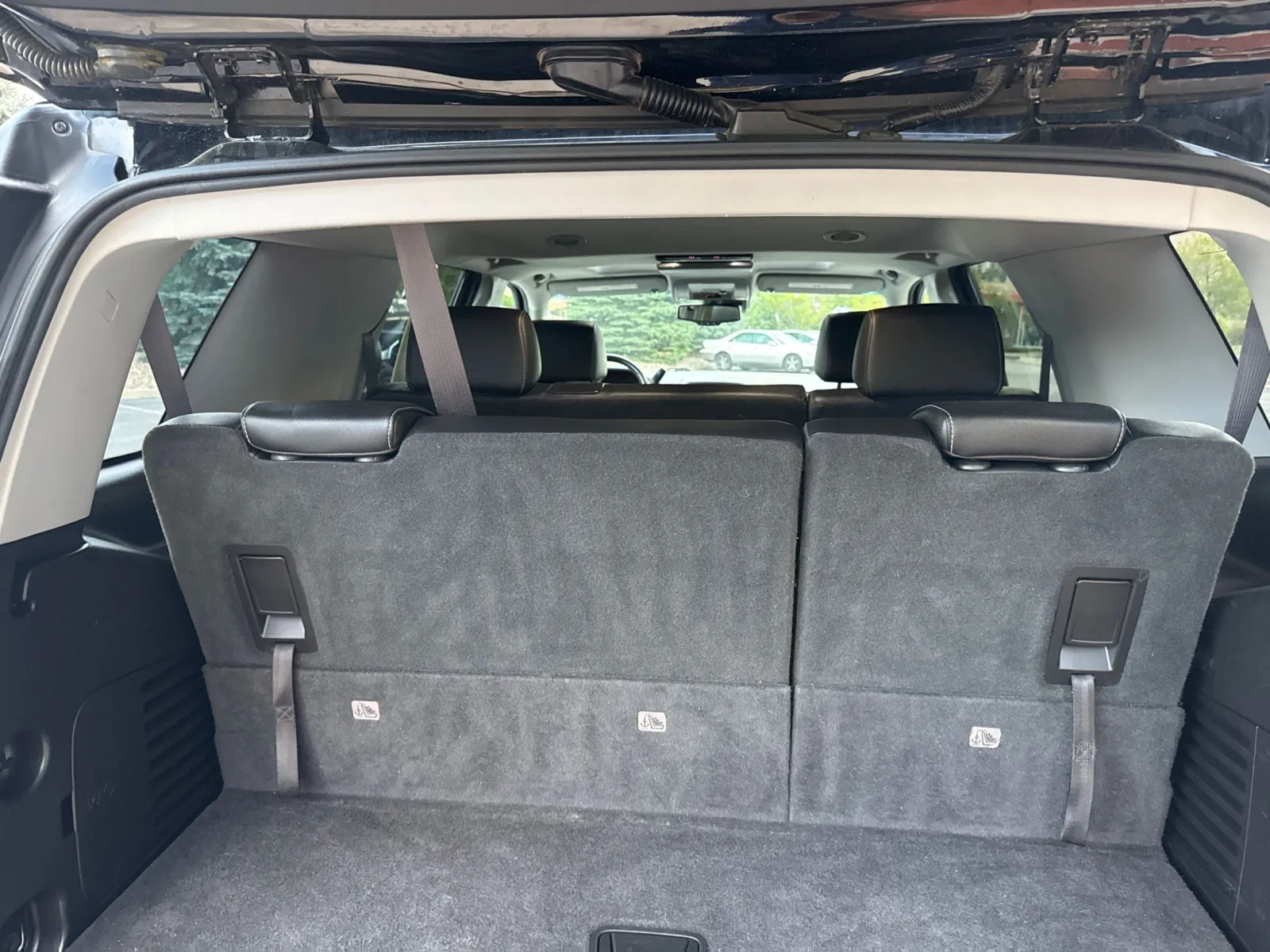 Chevrolet Tahoe photo 25