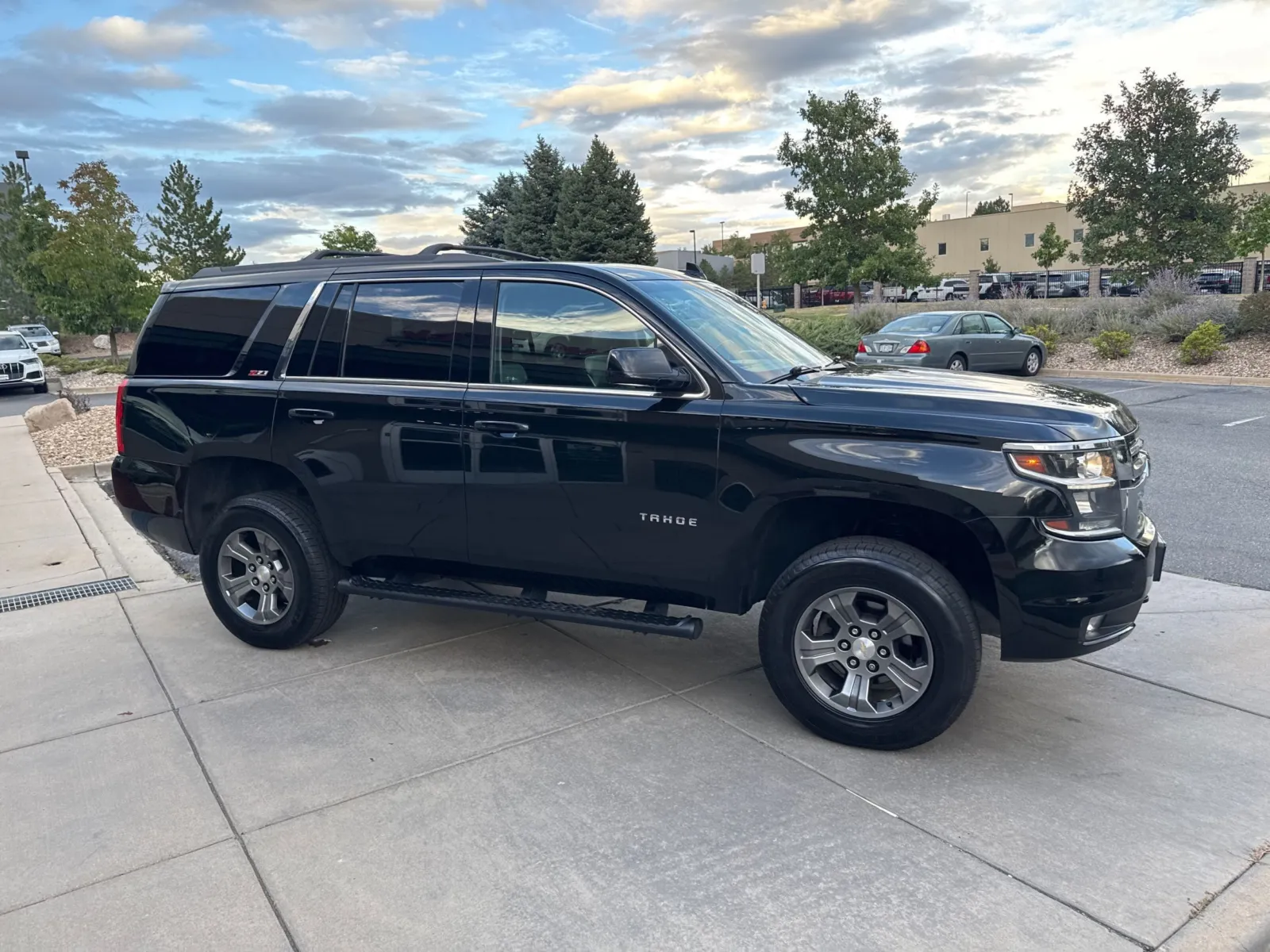 Chevrolet Tahoe photo 5