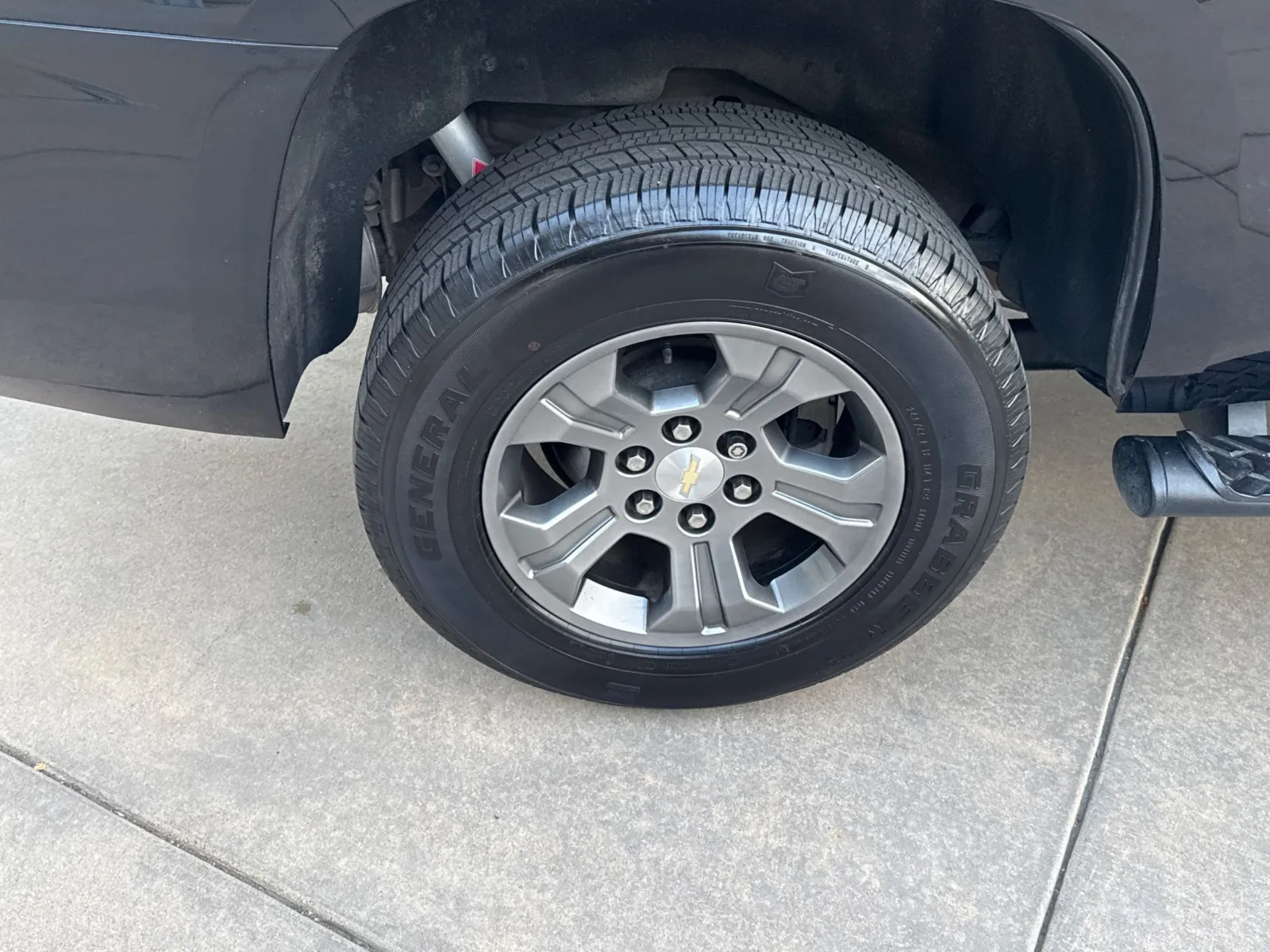 Chevrolet Tahoe photo 14