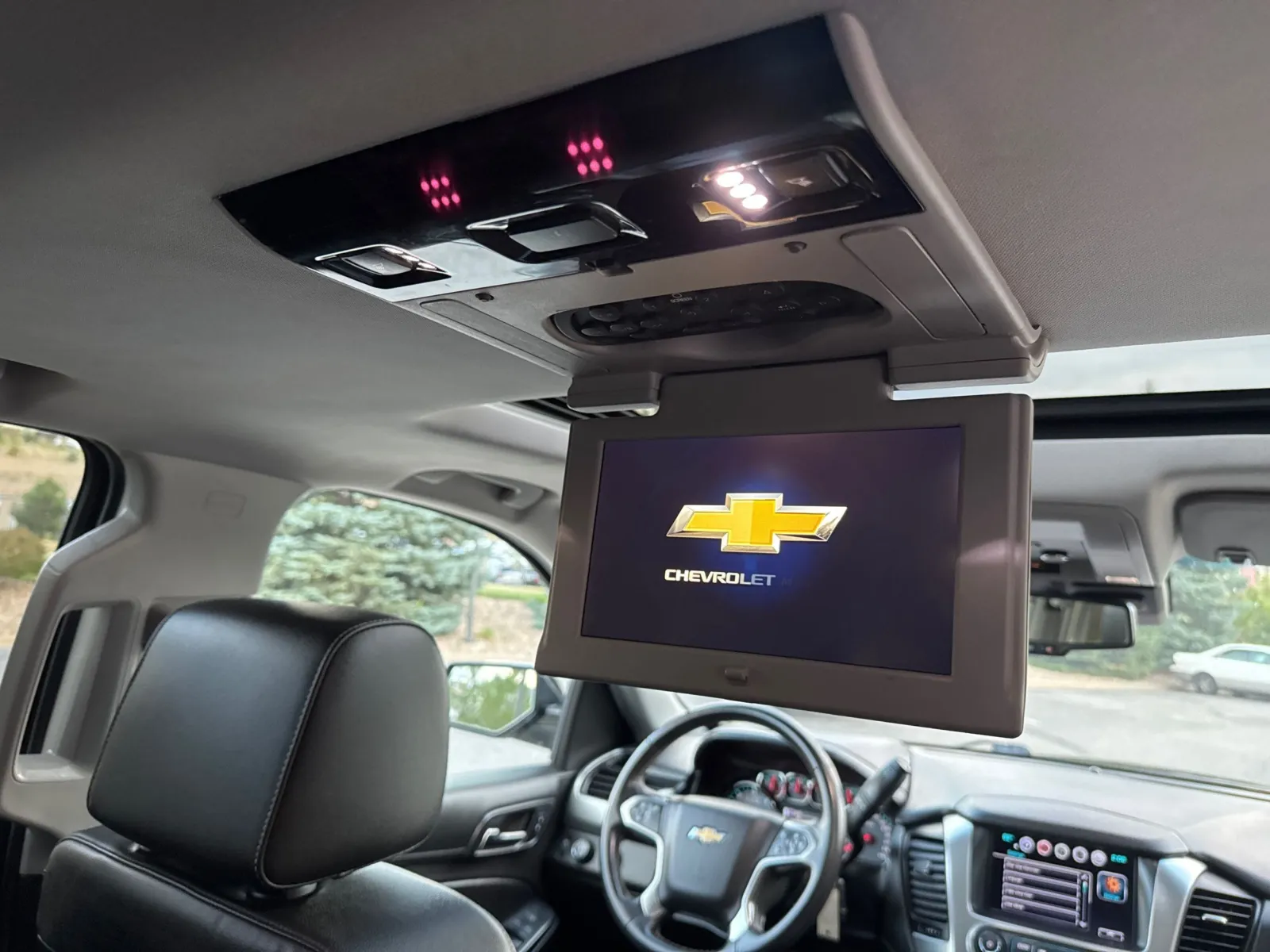 Chevrolet Tahoe photo 21