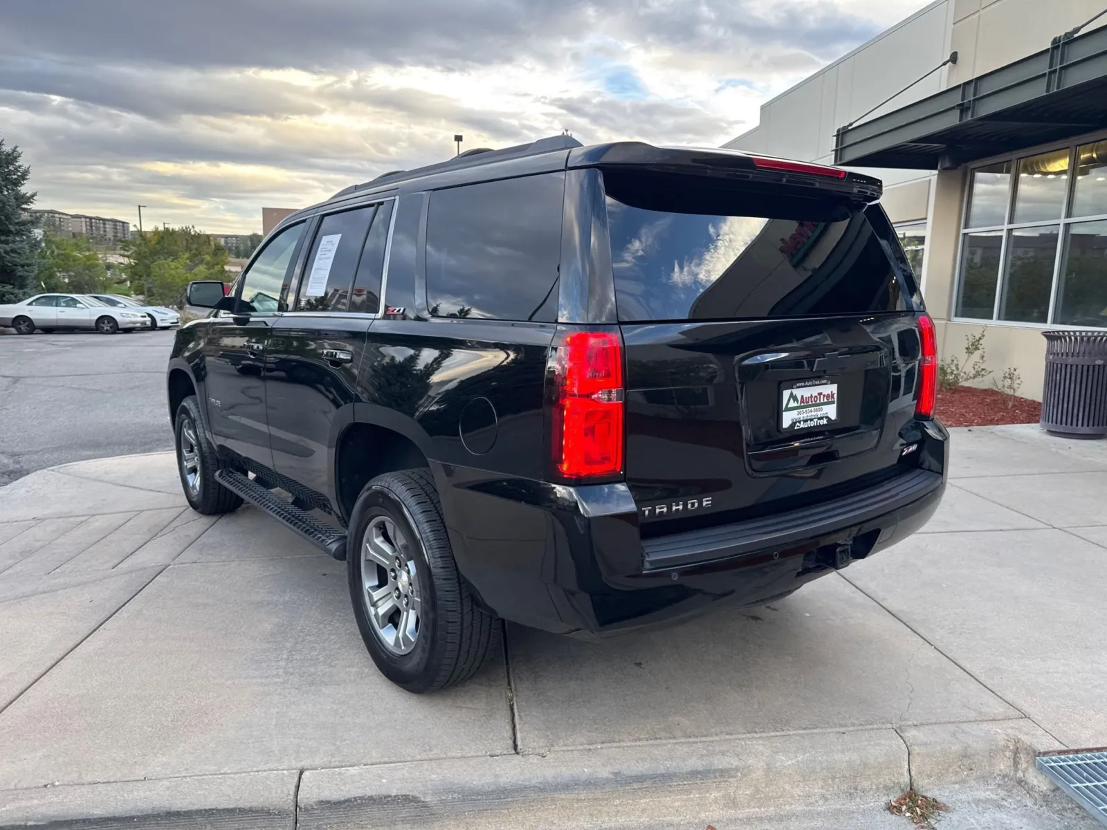 Chevrolet Tahoe photo 9