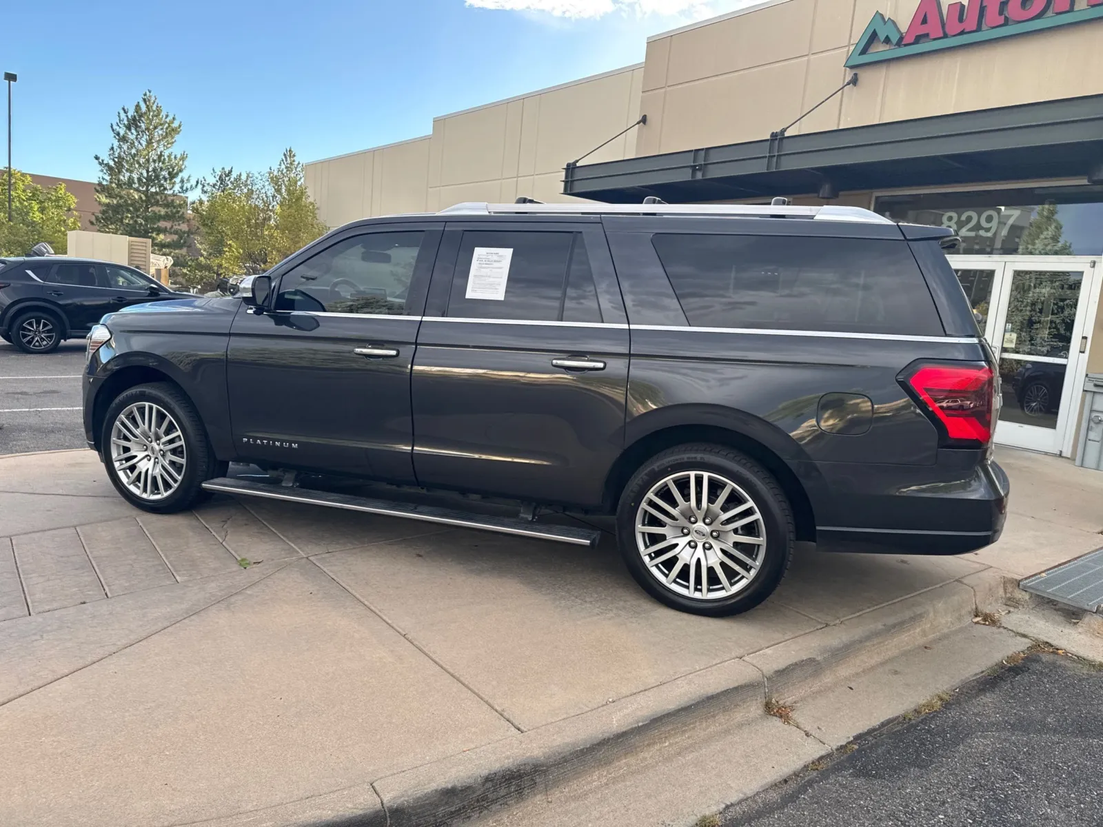 Ford Expedition photo 11