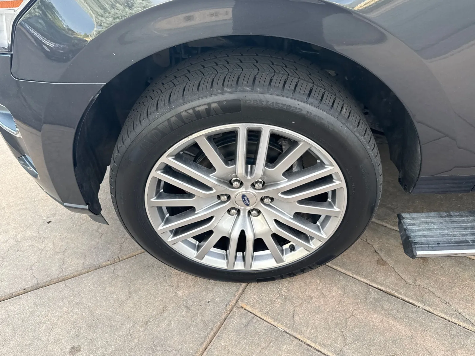 Ford Expedition photo 14