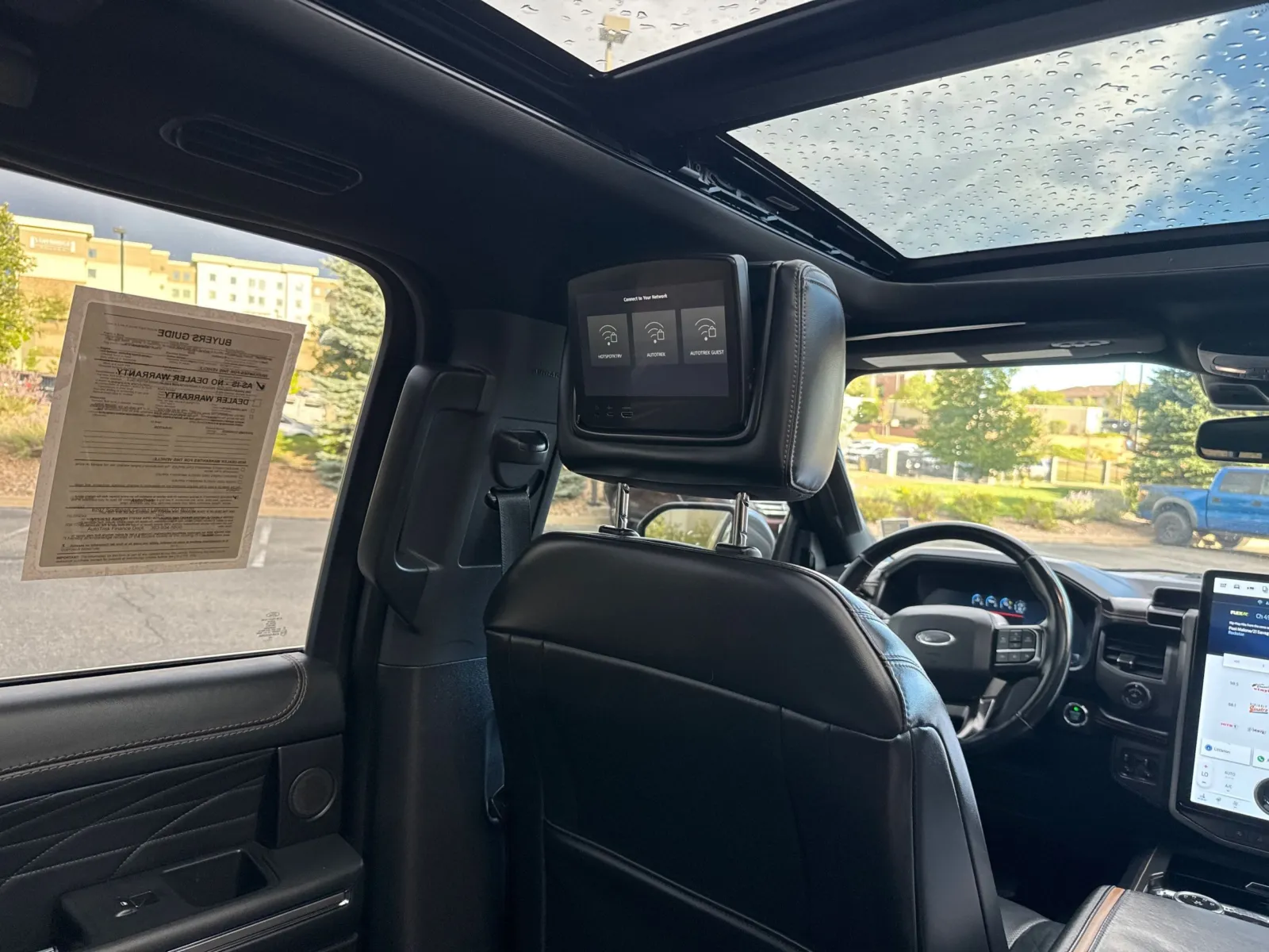 Ford Expedition photo 26