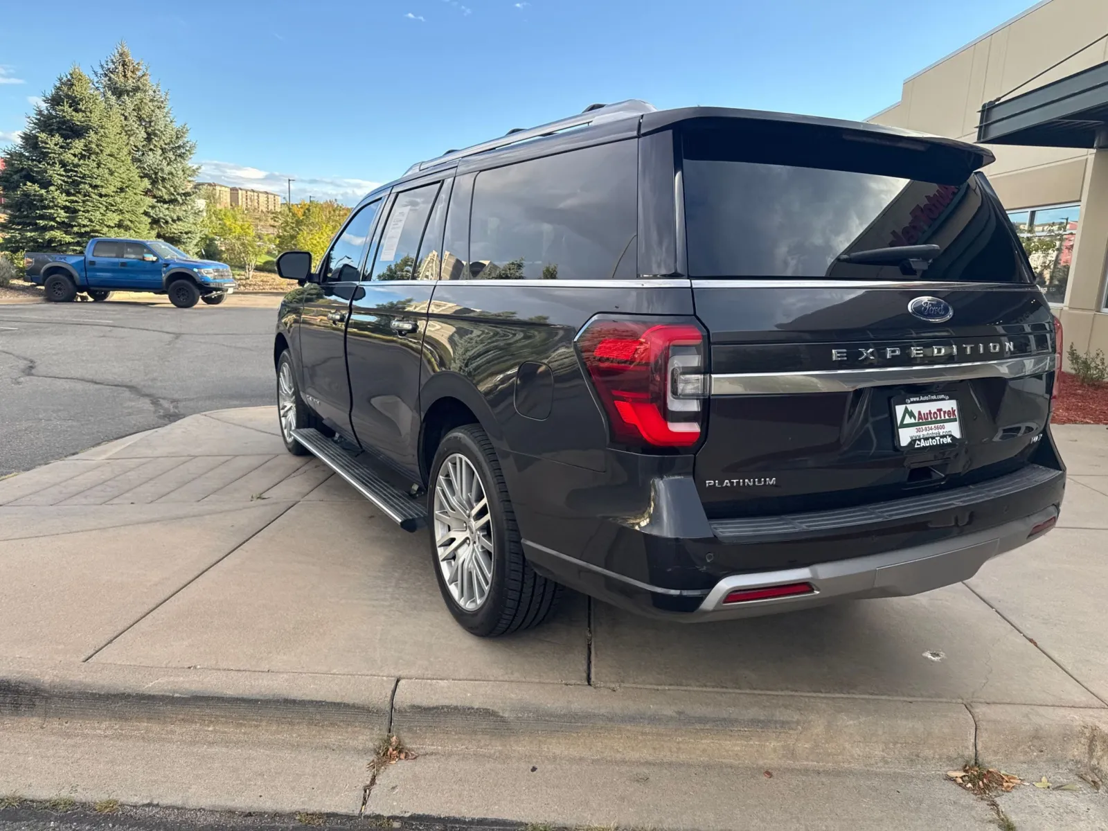 Ford Expedition photo 10