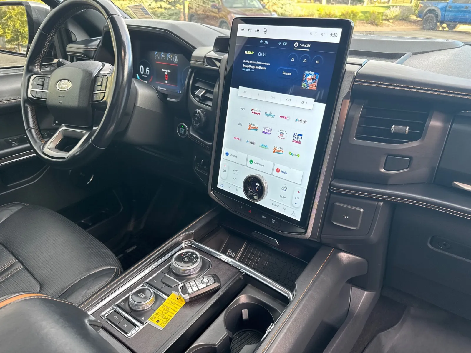 Ford Expedition photo 22