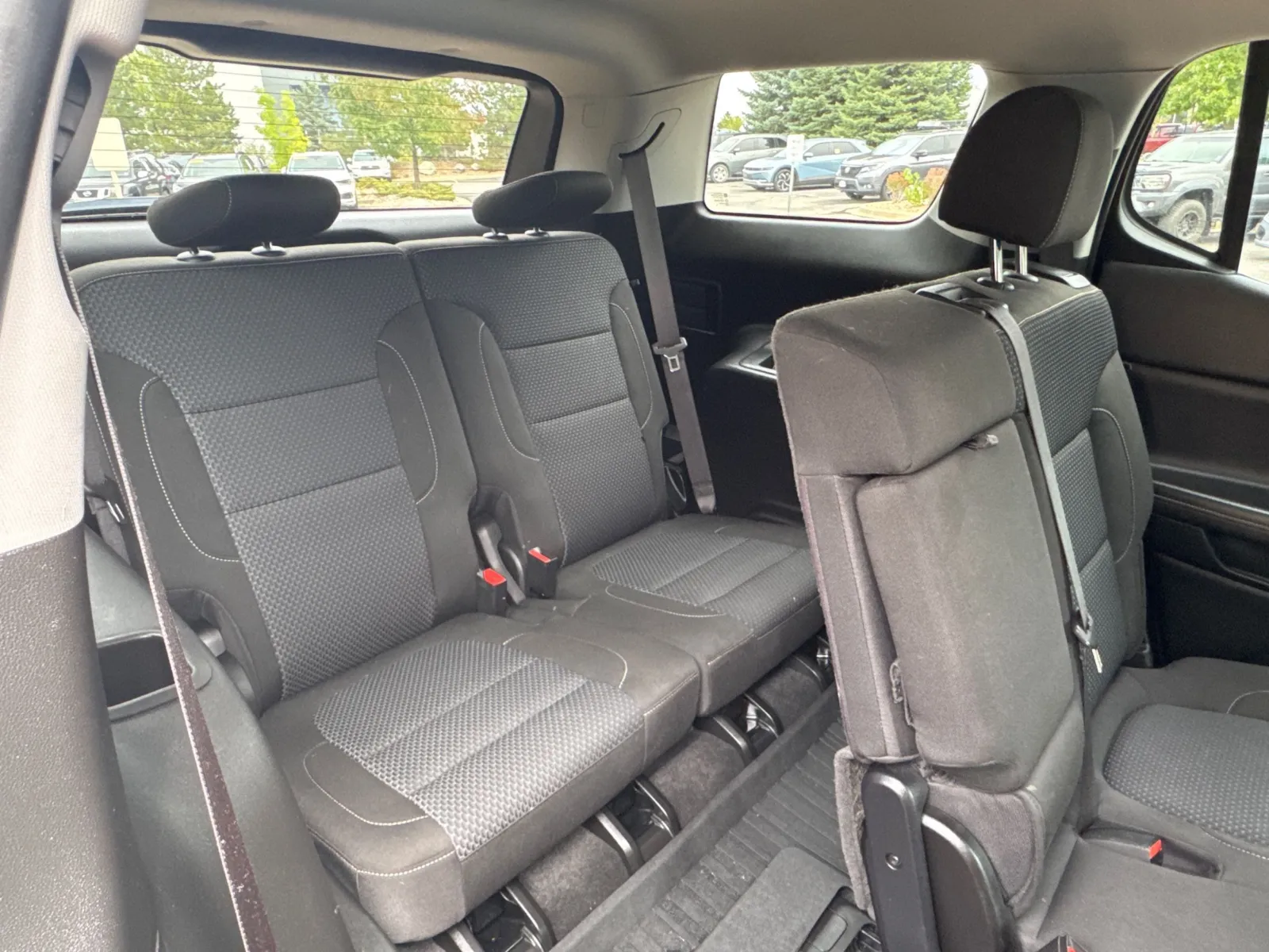GMC Acadia photo 25