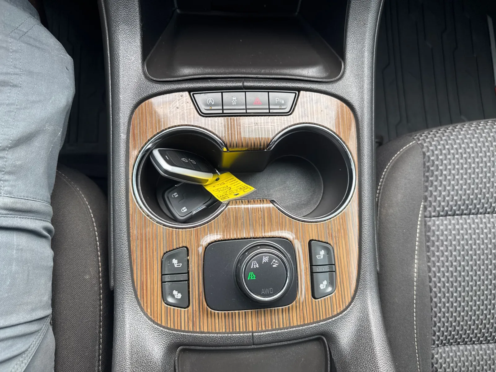 GMC Acadia photo 38