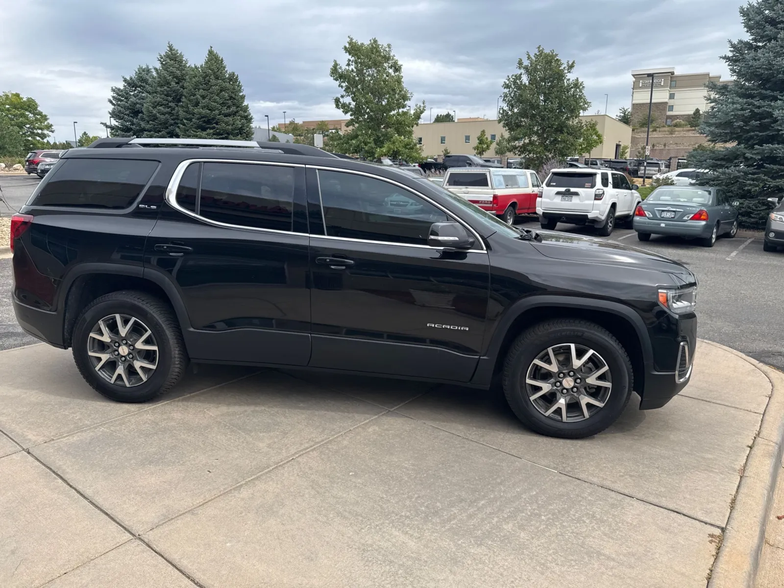 GMC Acadia photo 6