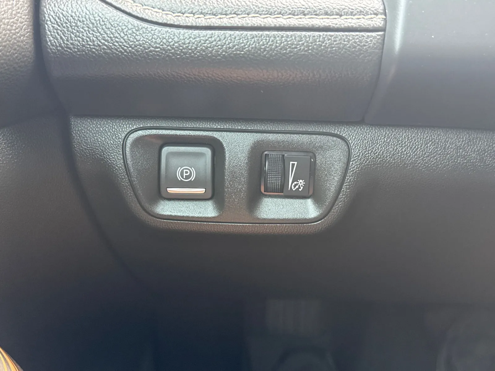 GMC Acadia photo 35