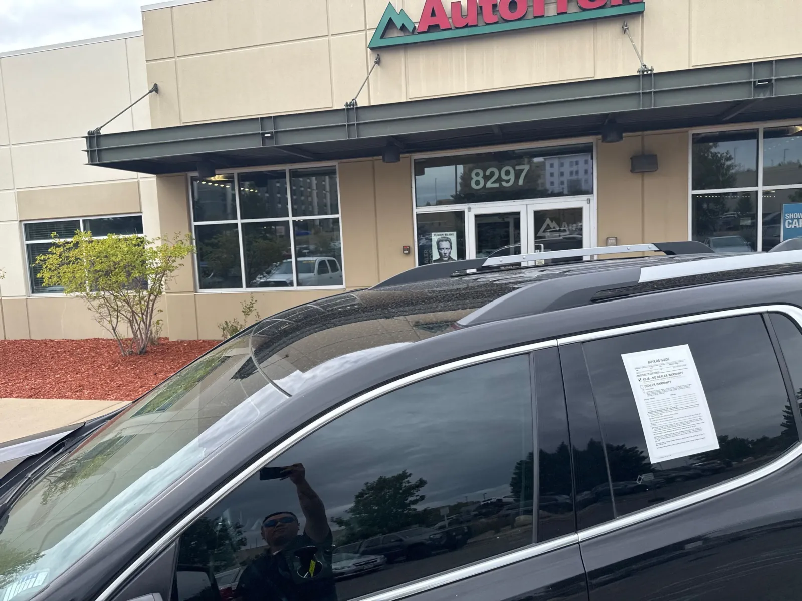 GMC Acadia photo 13