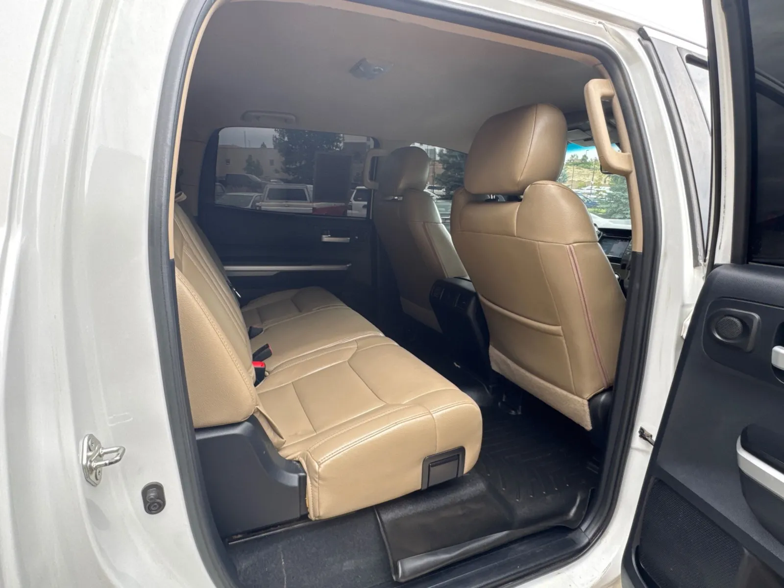 Toyota Tundra photo 17