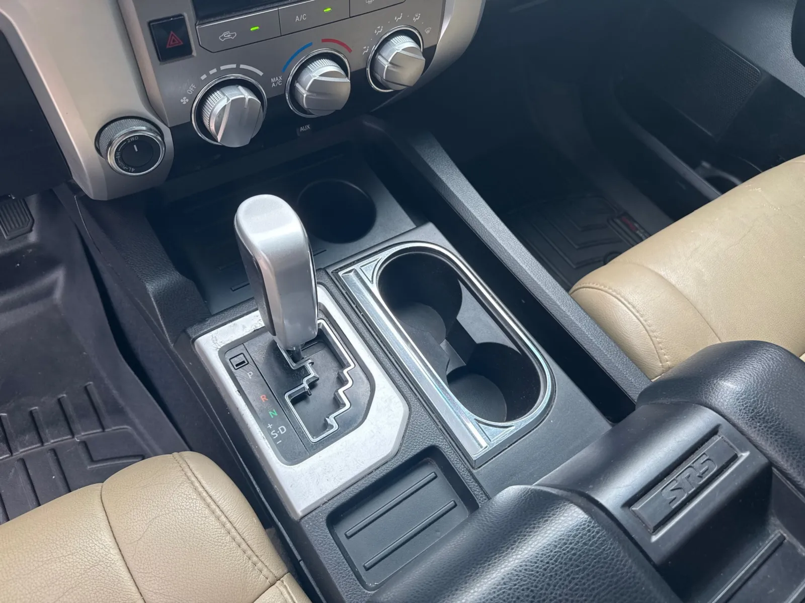 Toyota Tundra photo 29