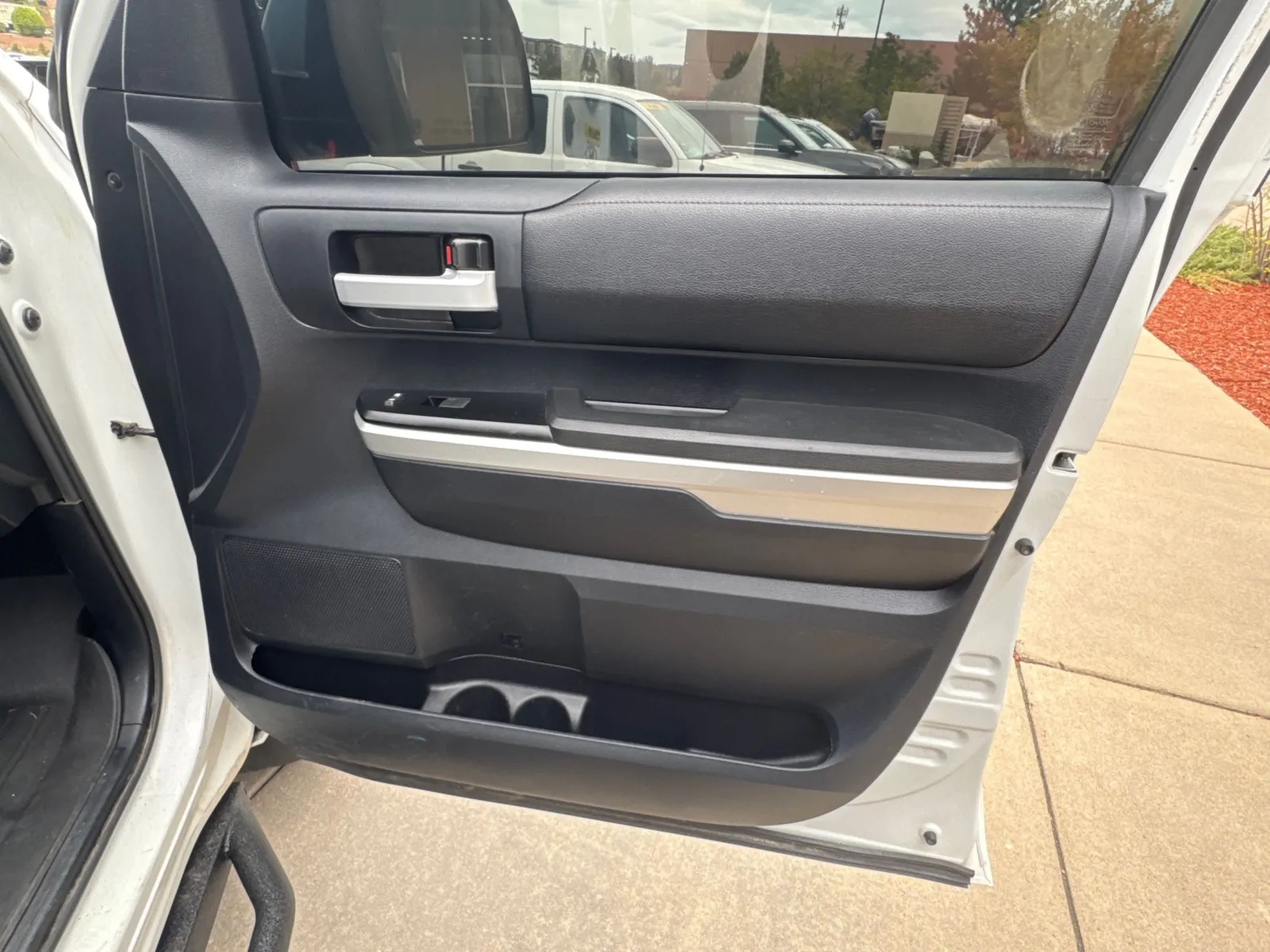 Toyota Tundra photo 13