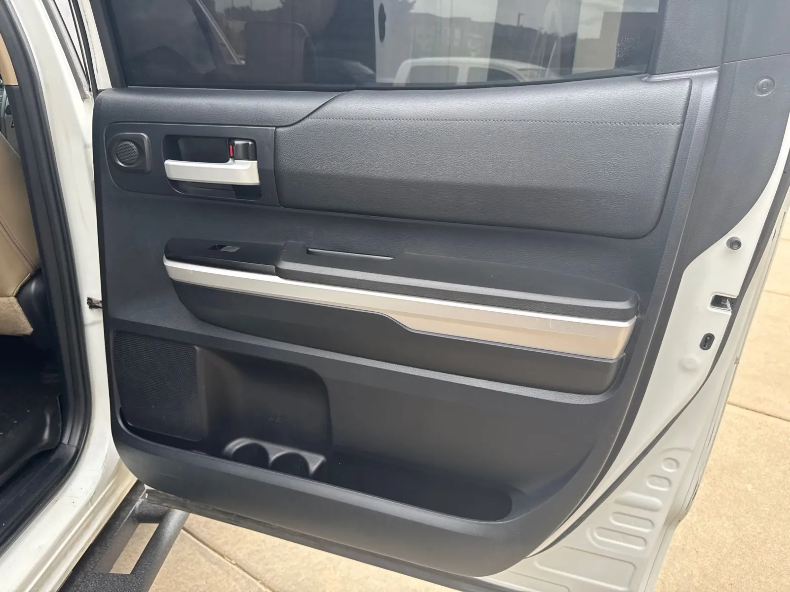 Toyota Tundra photo 16